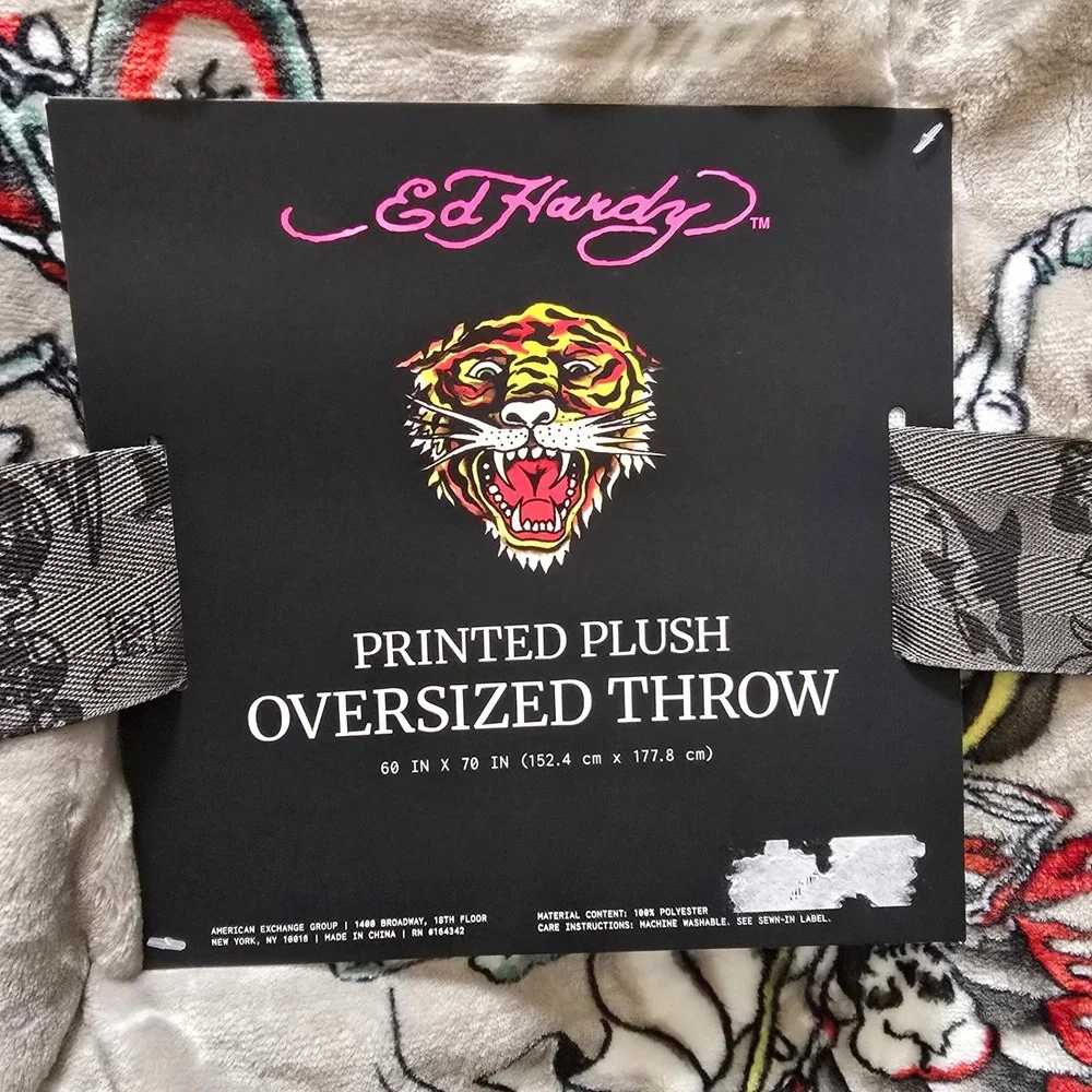 NWT Ed Hardy‎ Printed Plush Oversized Throw Blanket Skulls Motorcycle Tiger